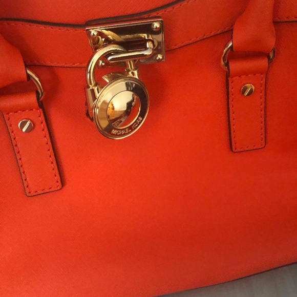 Michael Kors Bag ‼️SOLD‼️ - Picture 5 of 6